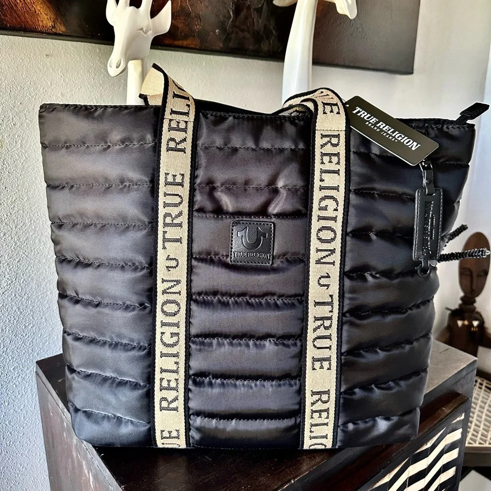 True religion quitted tote new with tags. Comes with a free designer gift - Picture 2 of 6